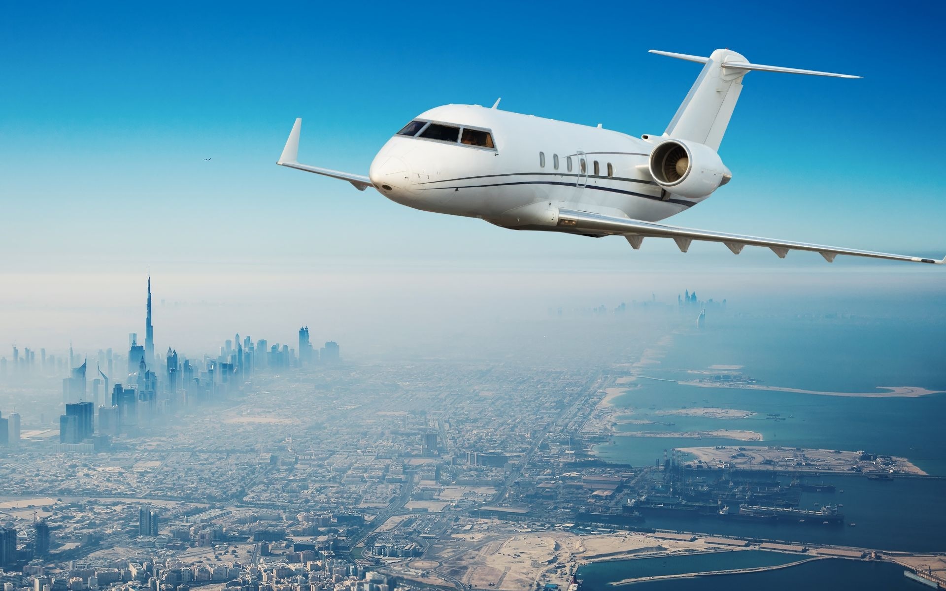 The Top Private Jet Destinations of 2023: Where Luxury Travelers are Heading Next