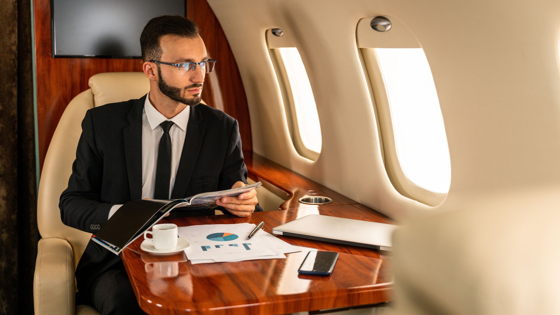 Private Jet Travel for Business: Maximizing Productivity in the Sky