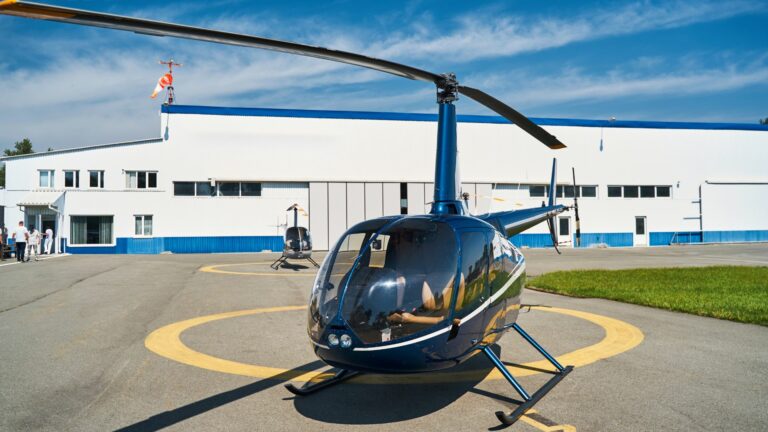 6 Best Private Helicopters for Charter