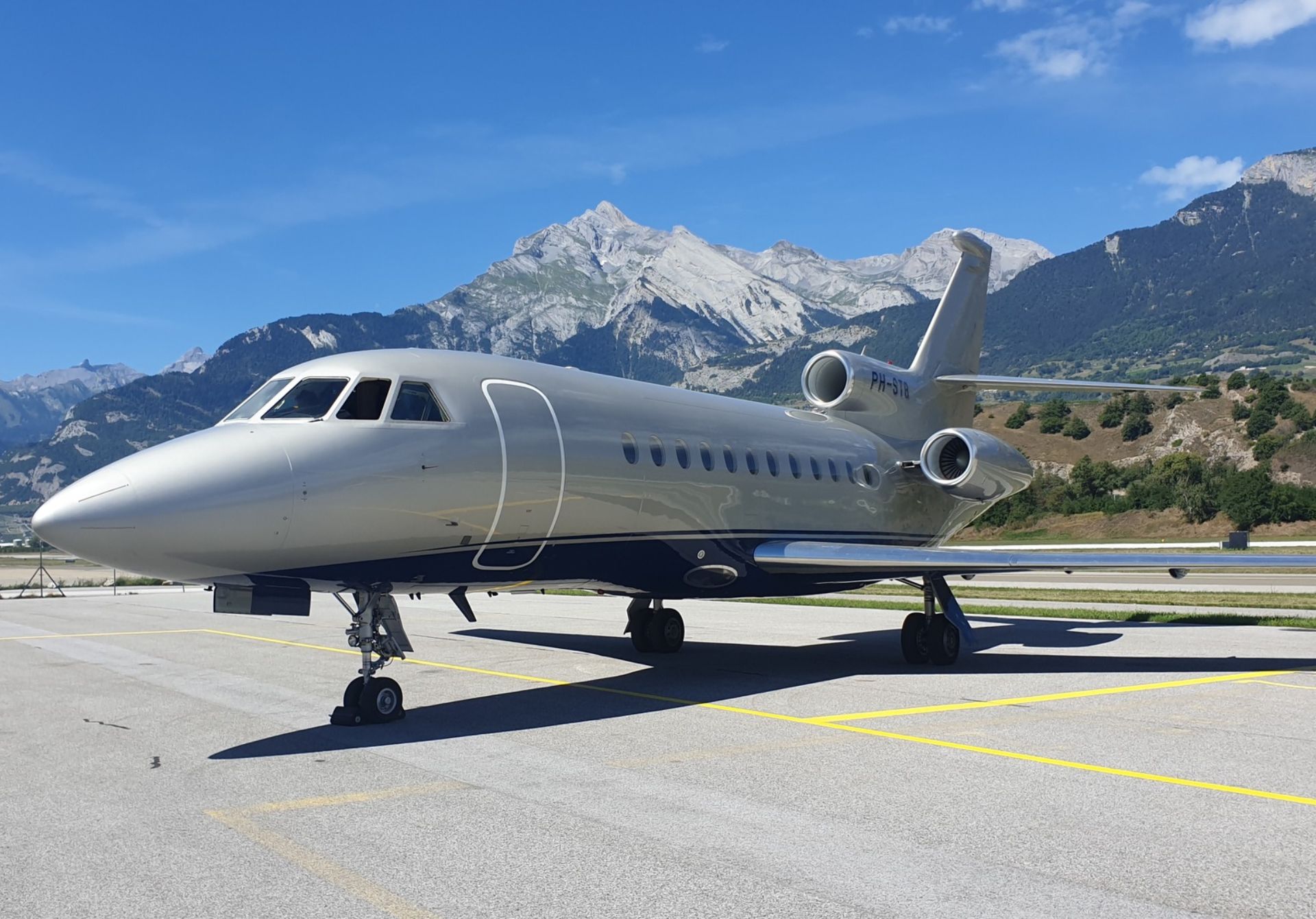 Dassault Falcon 900LX