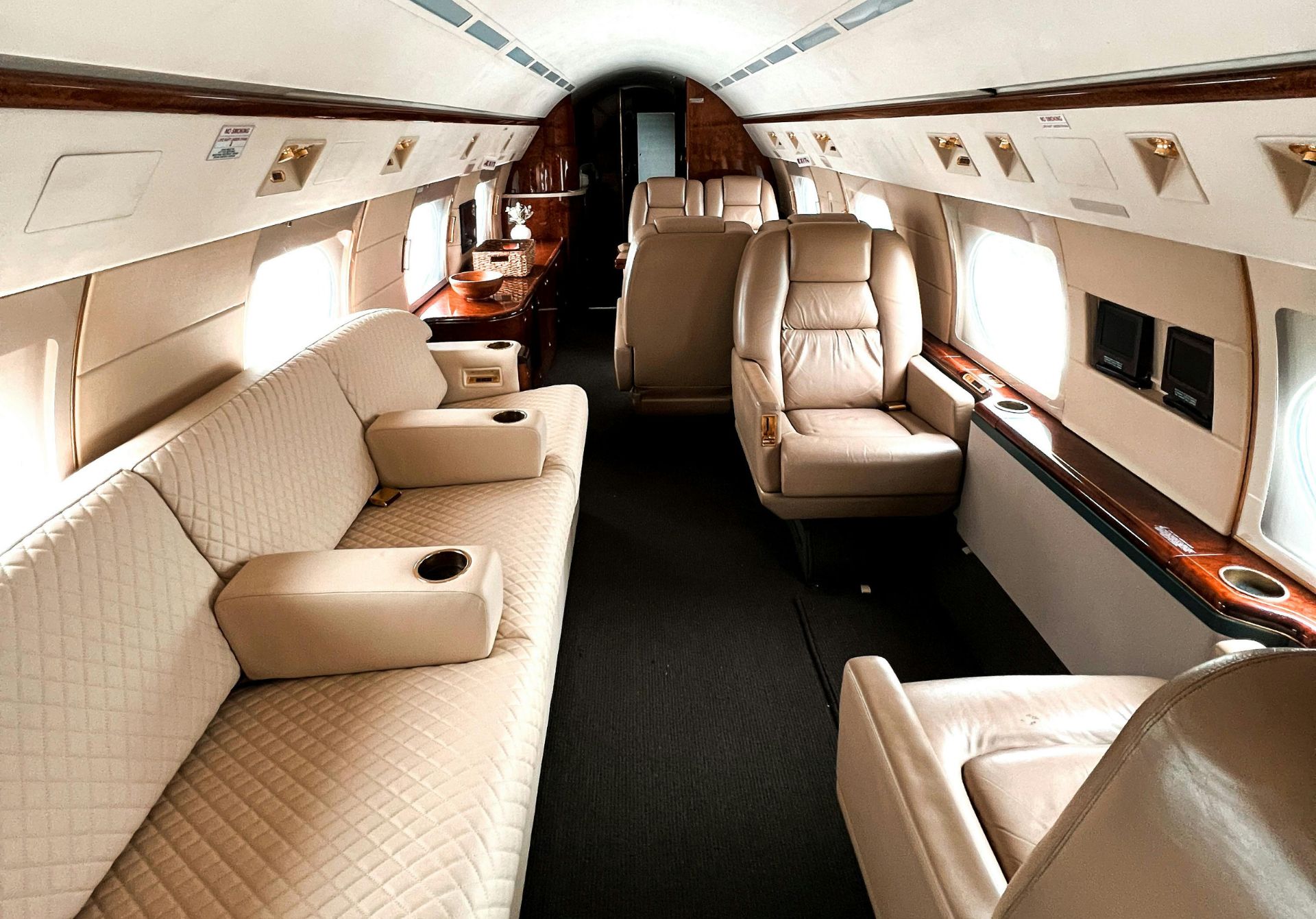 Exploring 20 Most Expensive Private Jets